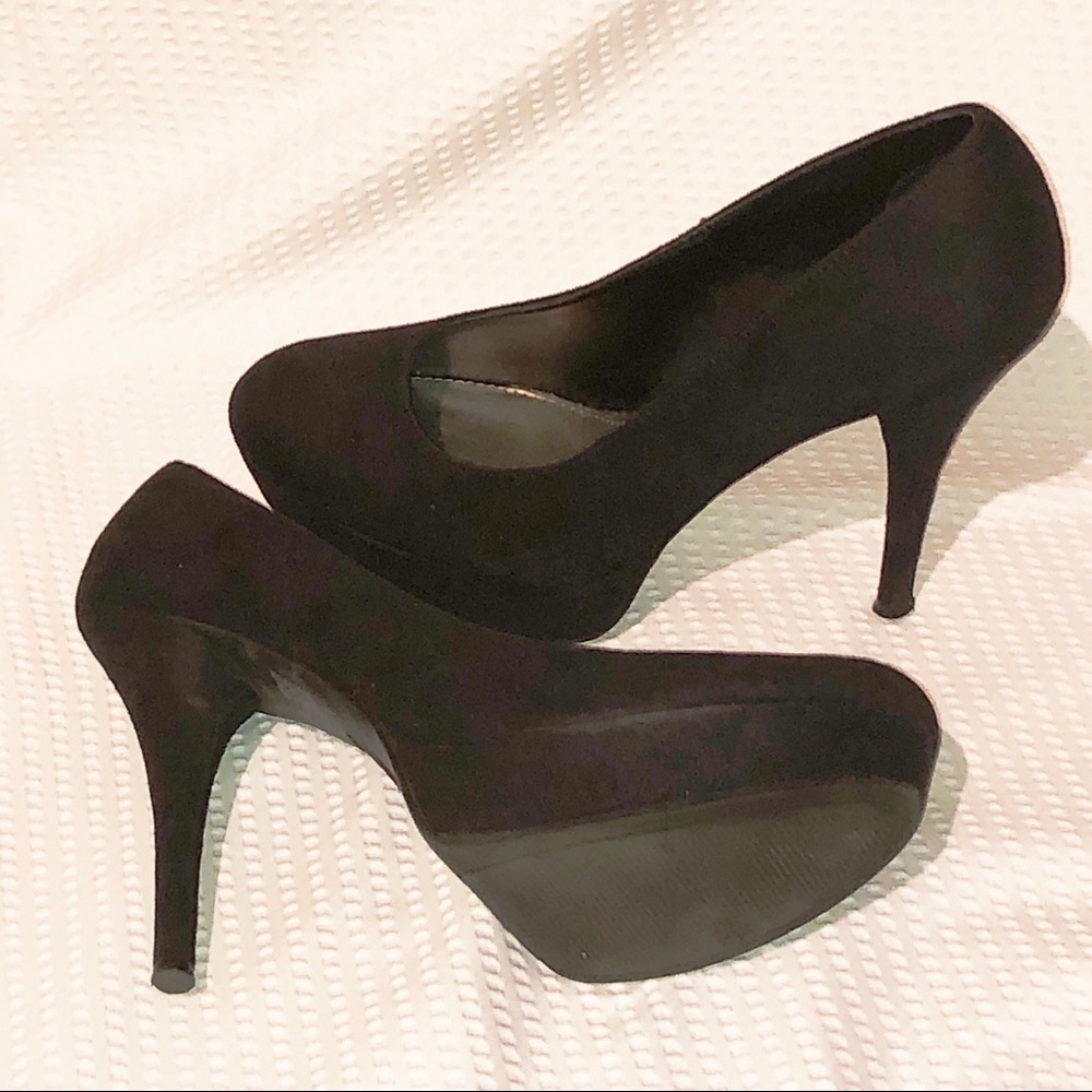 Brash Black Faux Suede Platform Heels Pump Size 13